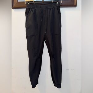 Lululemon Men’s Black License to Train Jogger Size Small
